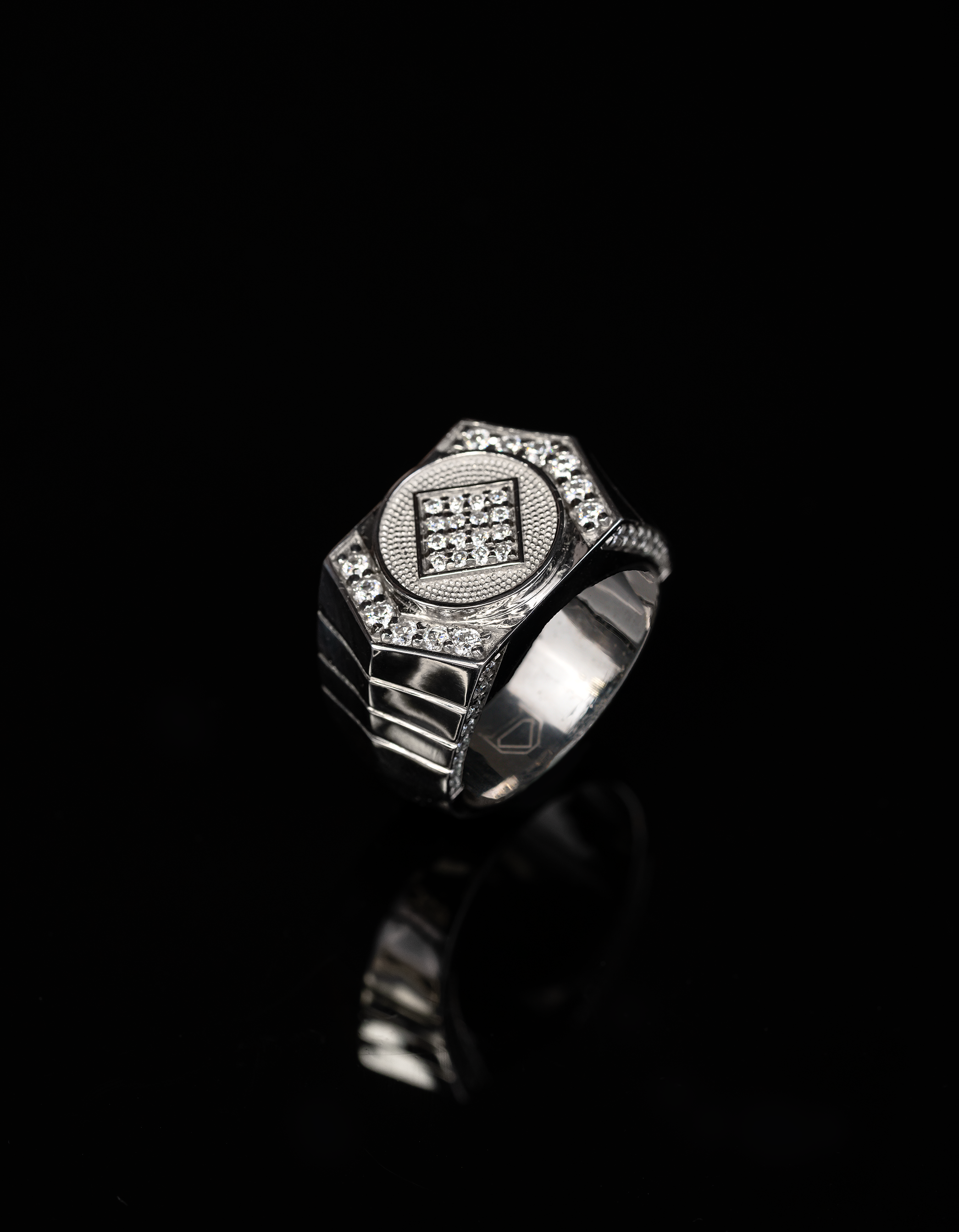 The Ace of Diamonds Rings